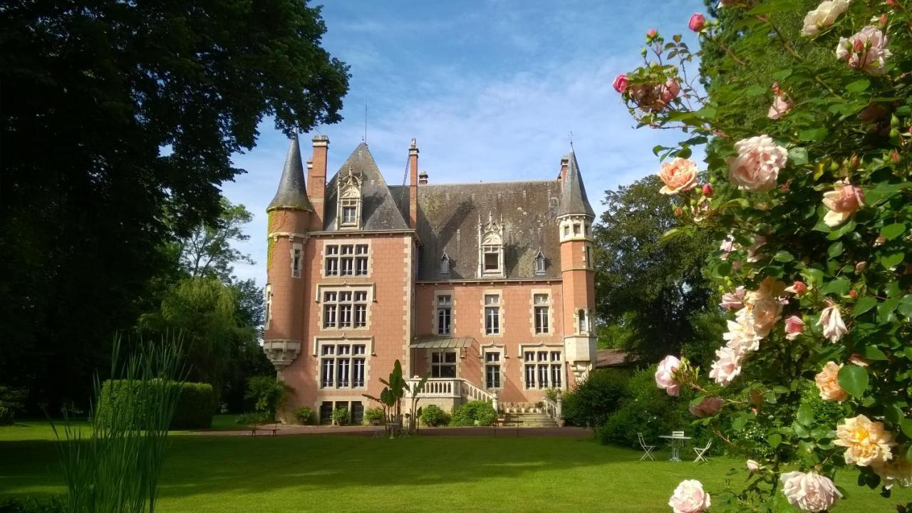 Chateau De La Vernede, La Grande Vernede Saint-Remy-de-Chargnat Luaran gambar